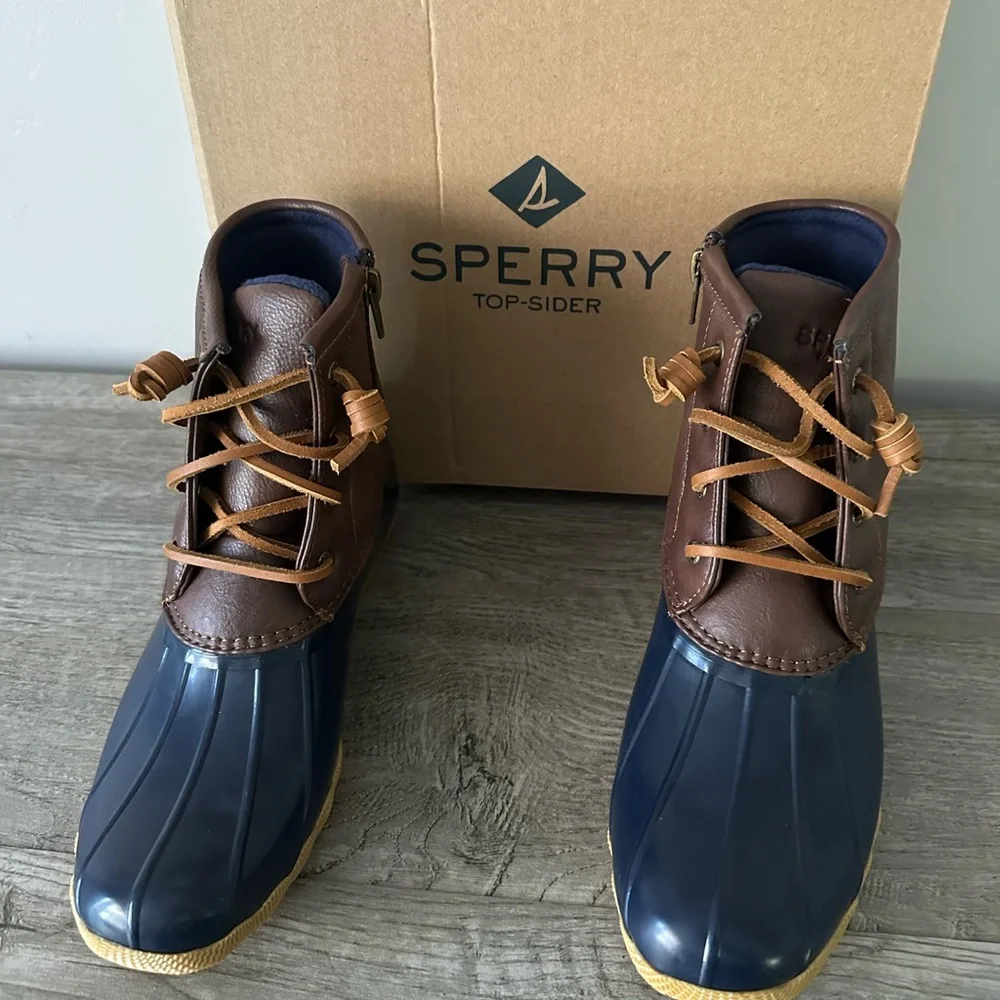 Sperry Saltwater Duck Boots Navy Blue Youth Size 4